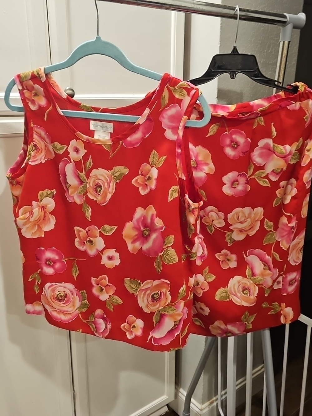 Worthington Red Floral Sleeveless Top With Pencil Skirt Floral Pattern Size 12 P